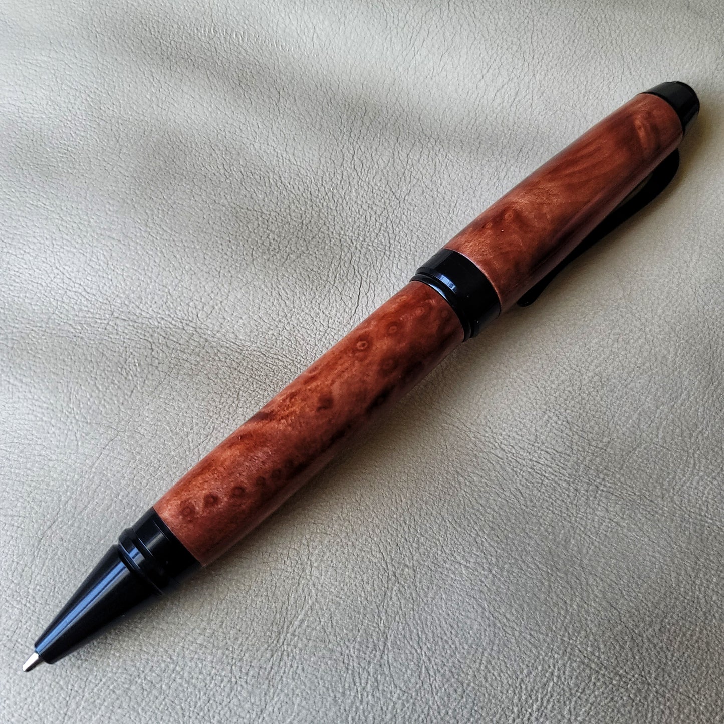Cigar Twist Pen