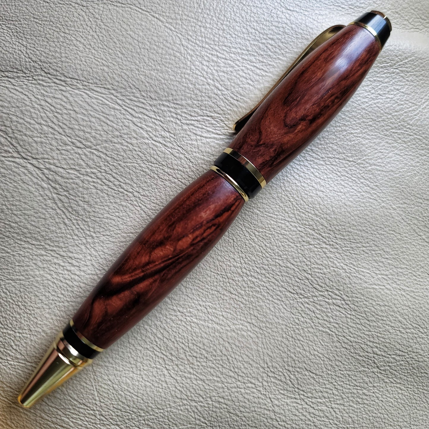 Cigar Twist Pen