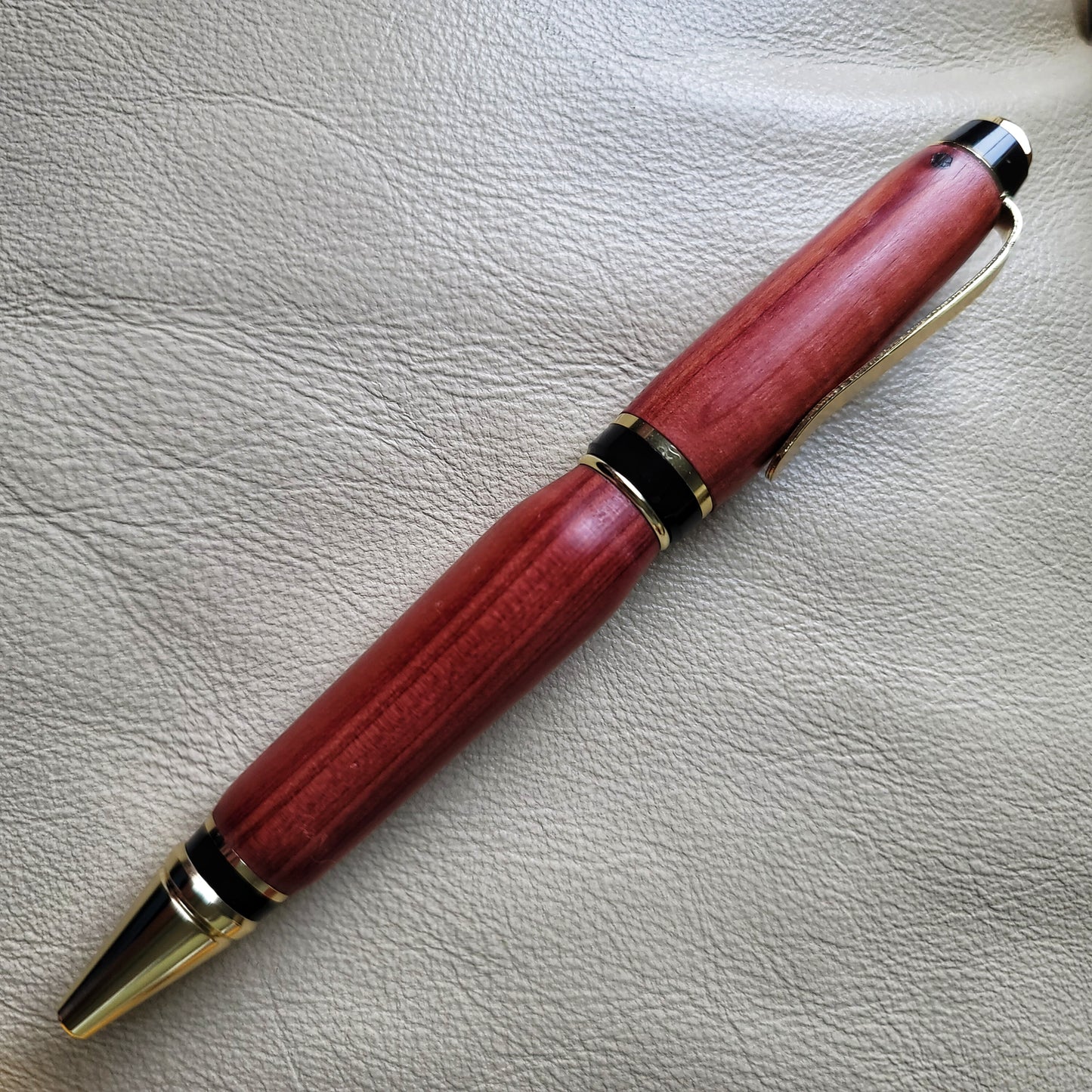 Cigar Twist Pen