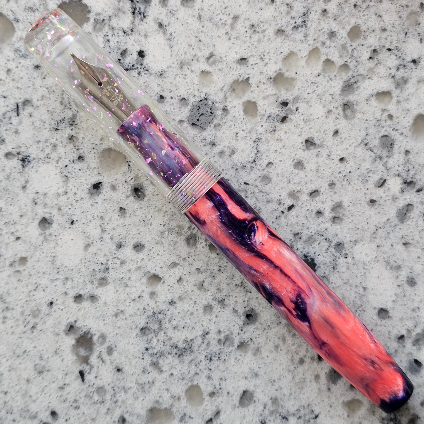 Pinky Purple Geode Floral Finial Fountain Pen