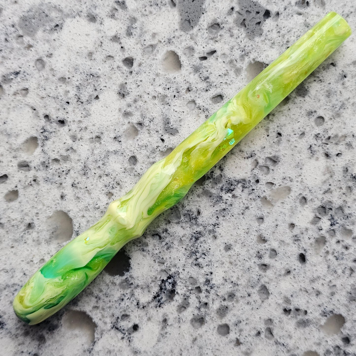 Daffodil Breeze Nib holder