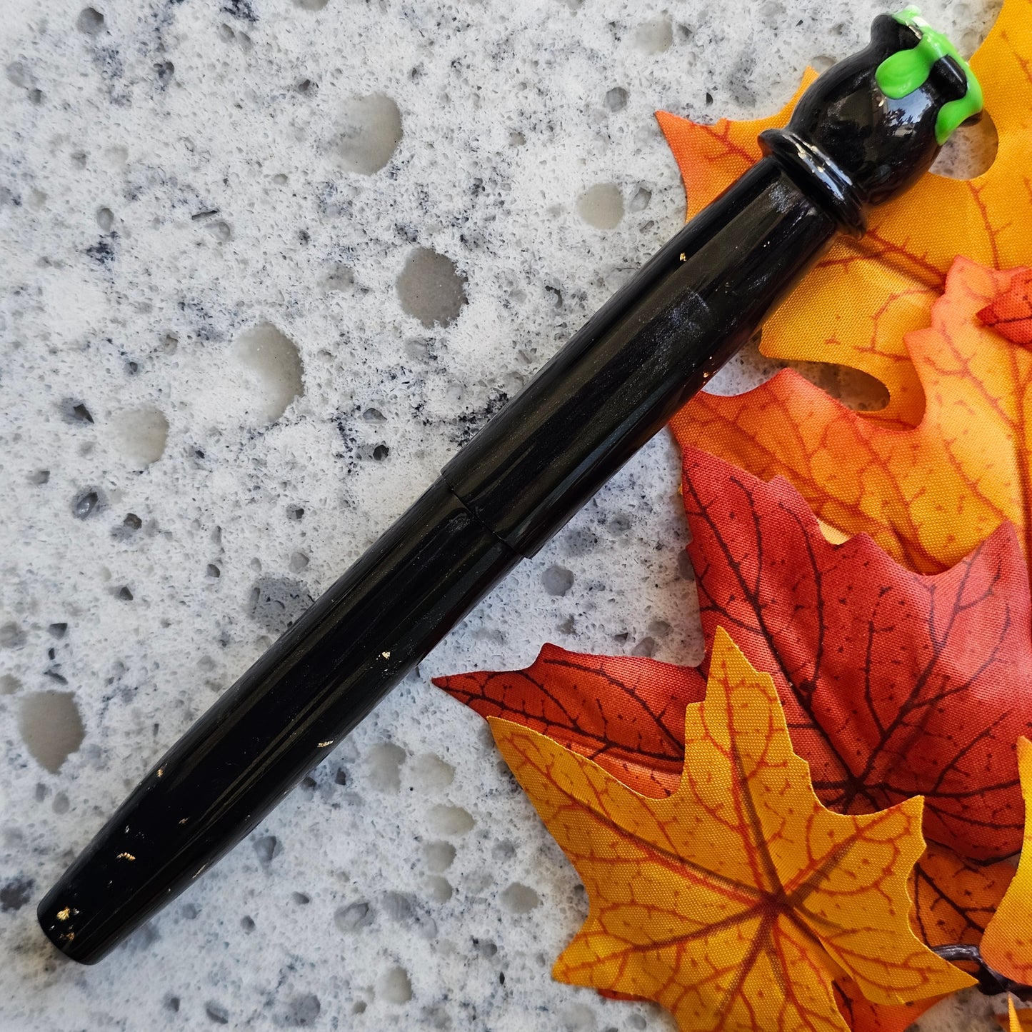 Witches Brew Finial Fountain Pen