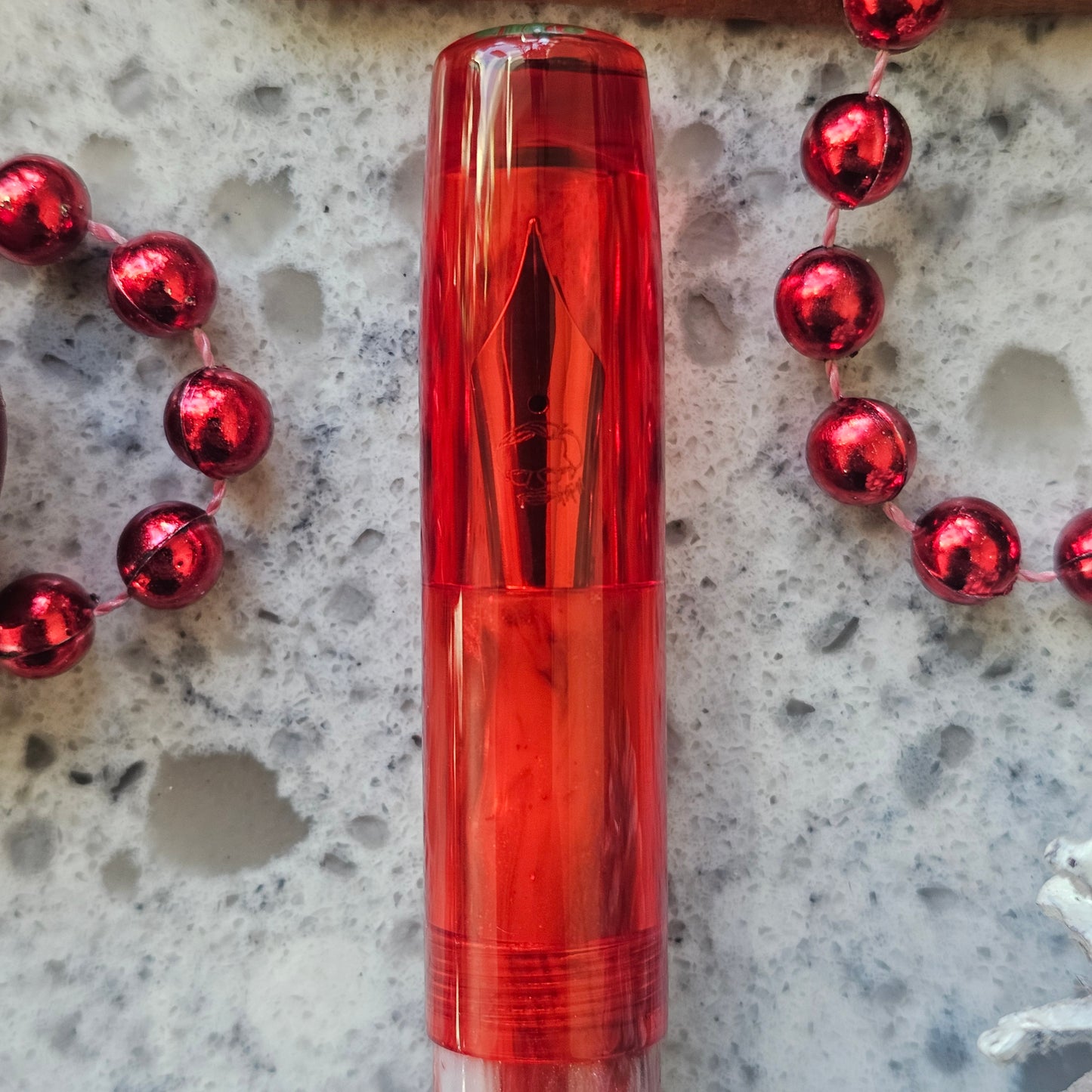 Peppermint/Christmas Tree Floral Finial Fountain Pen