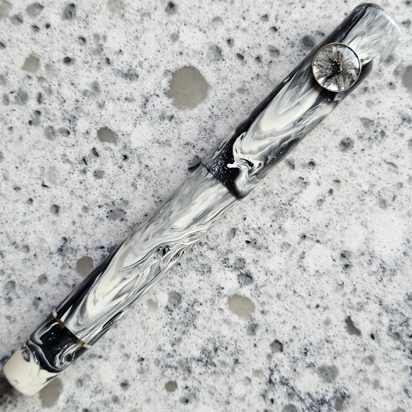 Brooks Fubuki Koi Floral Finial Fountain Pen