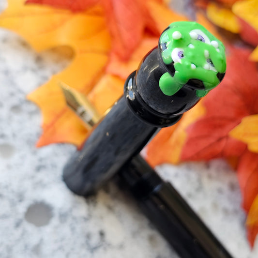 Witches Brew Finial Fountain Pen