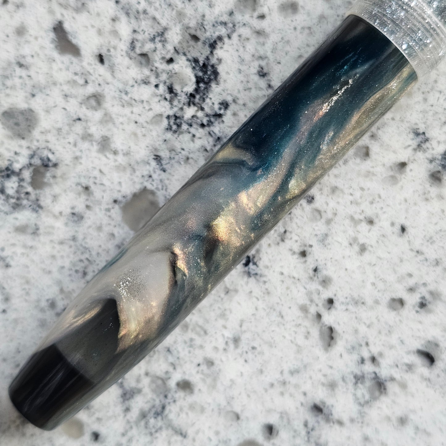 Brooks Rando 2 Floral Finial Fountain Pen