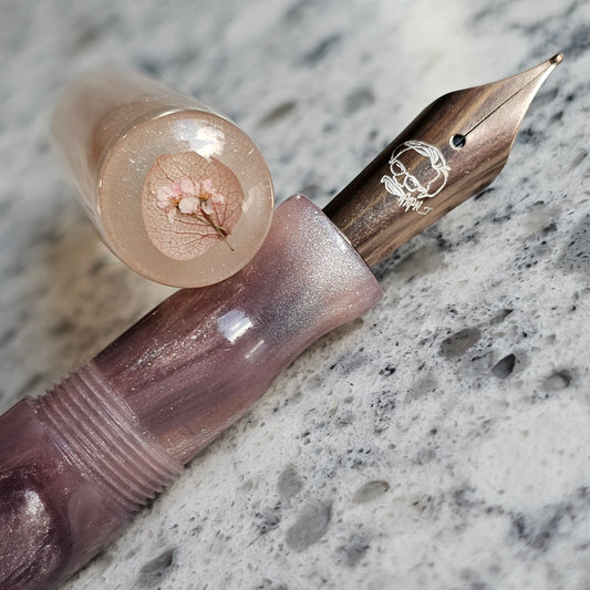 Twilight Plum Floral Finial Fountain Pen