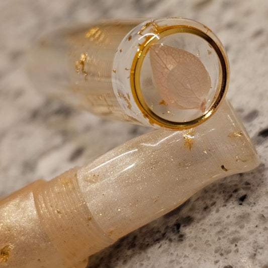 Gilded Goddess Floral Finial Fountain Pen